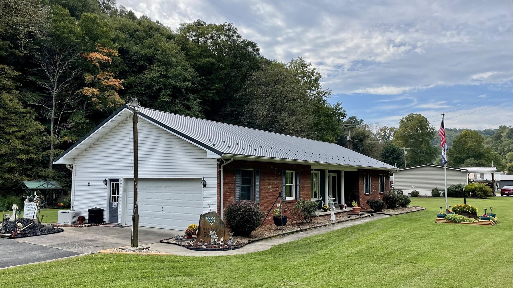 Image for SOLD $231,000 - Spacious 3 Bedroom on 1 Acre