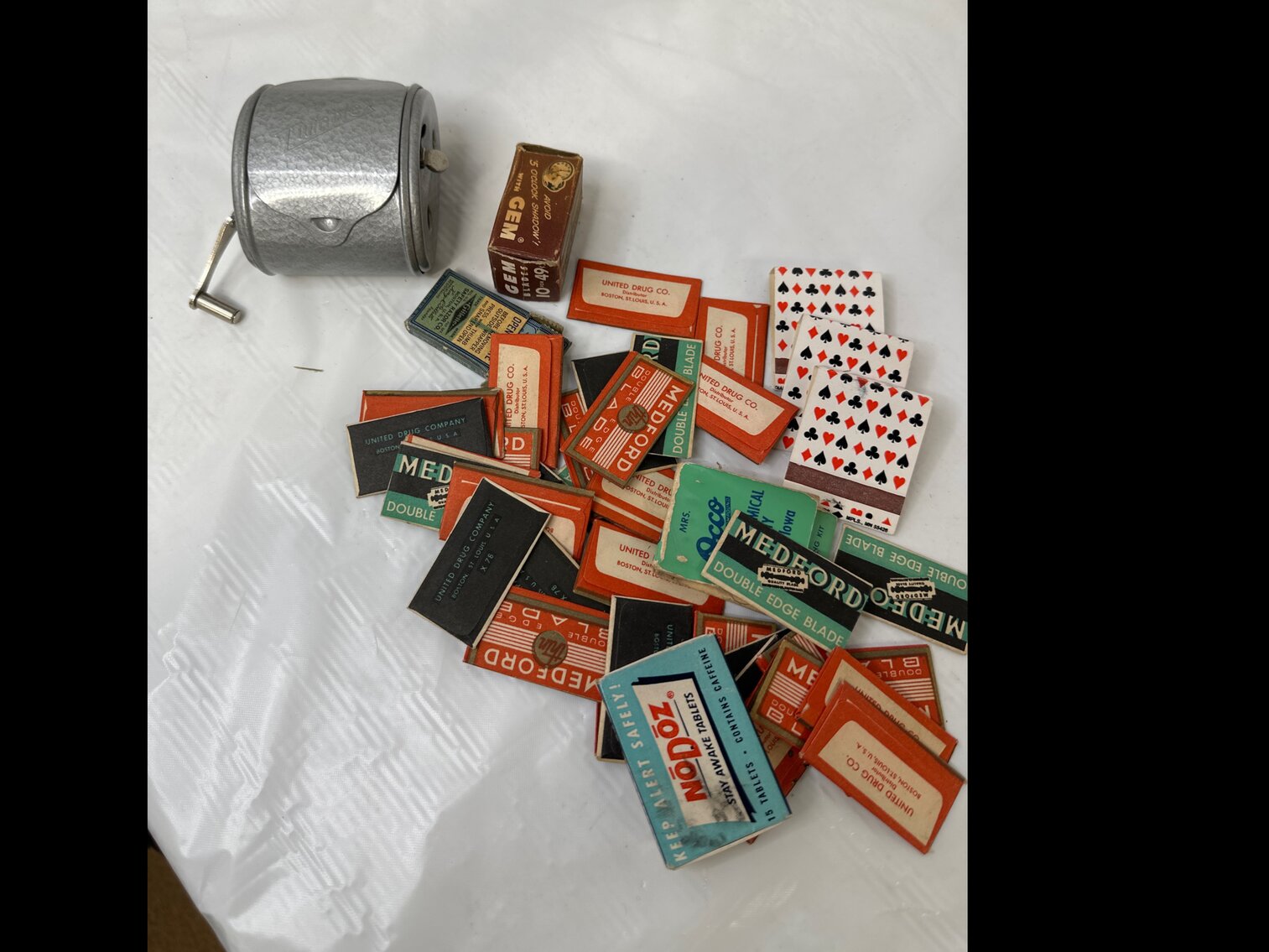 Vintage Blade Sharpener/ Misc Blades Razor Blades 