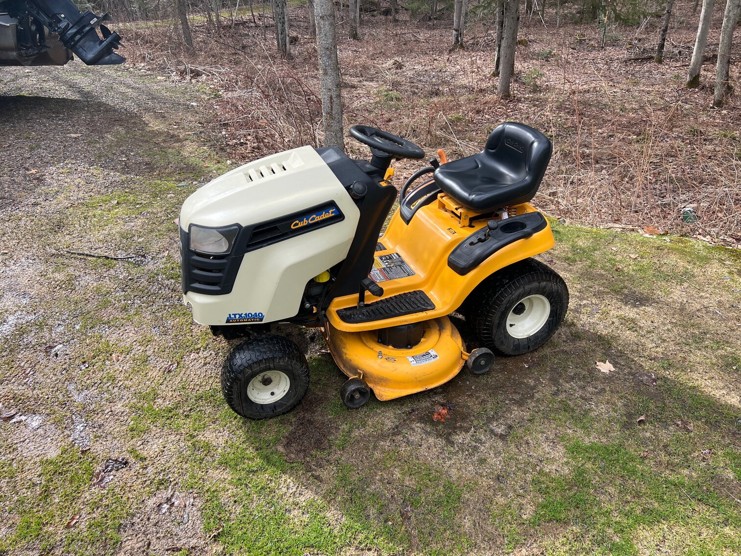 Cub Cadet LTX 1040 automatic