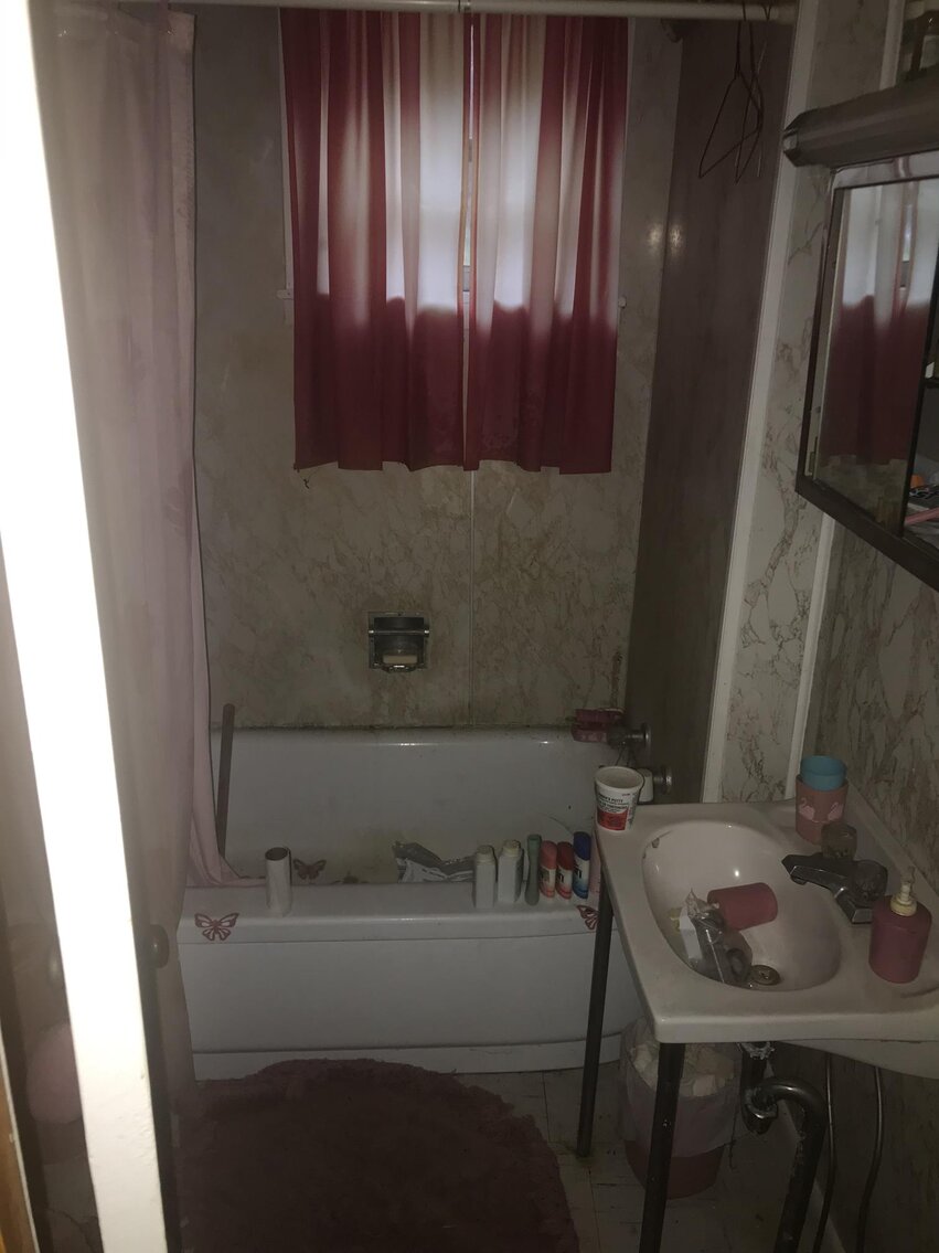 Image for SOLD $23,375 - 2 Bedroom Selling to the Highest Bidder