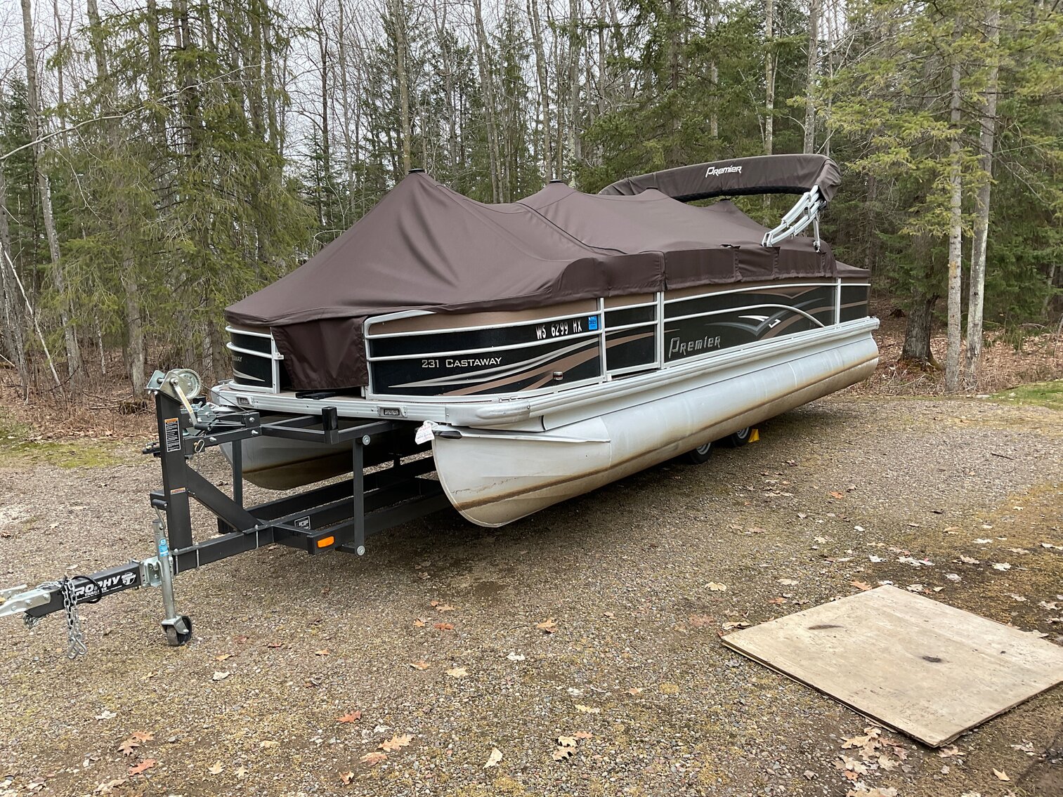 2012 Premier 231 Castaway pontoon boat with Mercury OptiMaxx 115 Pro (NOTE THAT THE TRAILER IS BY LOT 45 IN THE CATALOG)