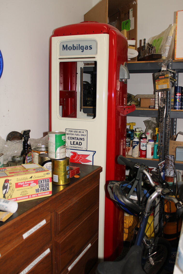 Image for ESTATE AUCTION