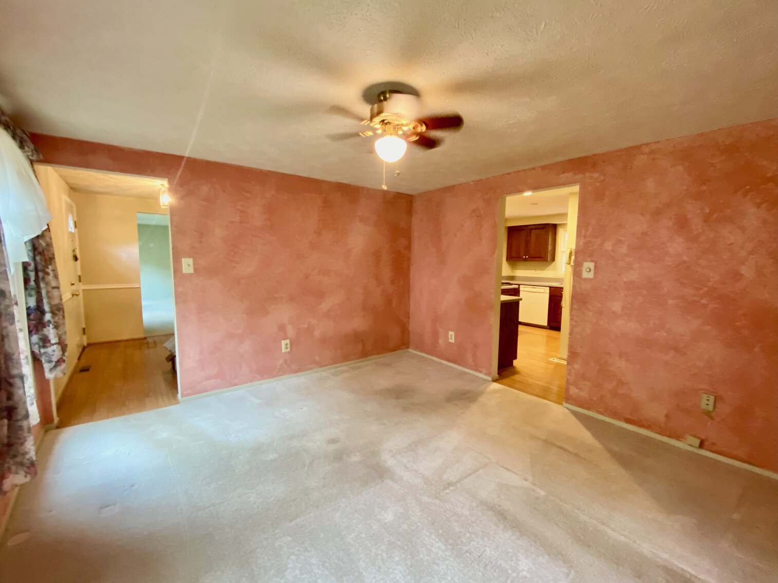 Image for 5 BR/2.5 BA Home w/Basement & Excellent Location in Fairfax County!!--SELLING to the HIGHEST BIDDER!!