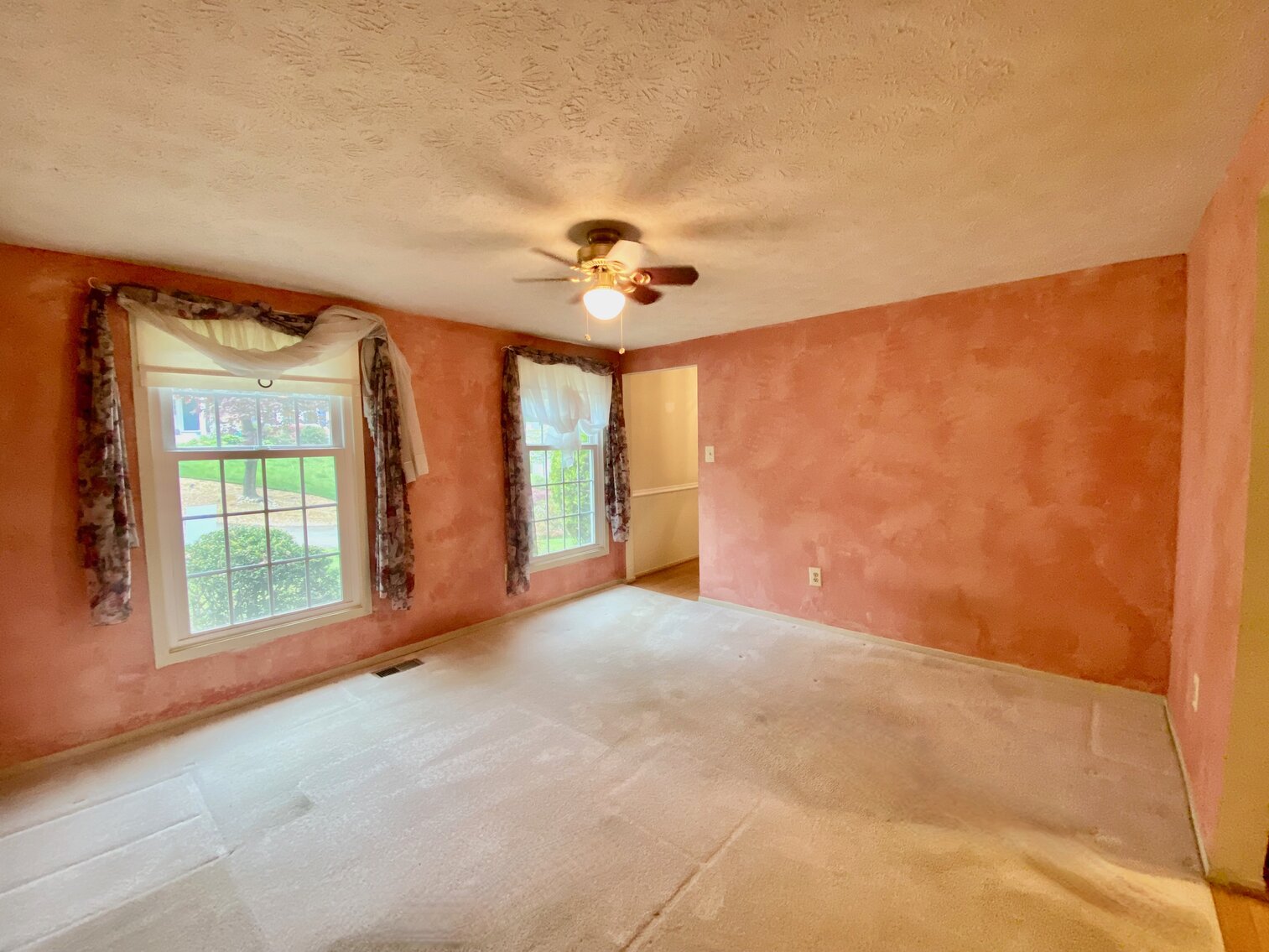 Image for 5 BR/2.5 BA Home w/Basement & Excellent Location in Fairfax County!!--SELLING to the HIGHEST BIDDER!!