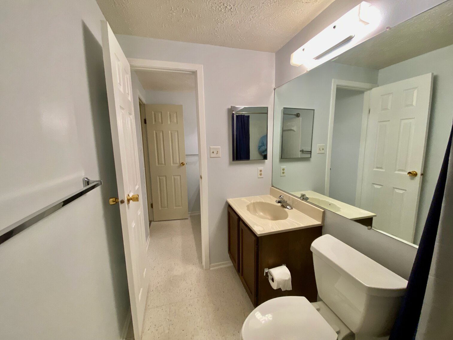 Image for 5 BR/2.5 BA Home w/Basement & Excellent Location in Fairfax County!!--SELLING to the HIGHEST BIDDER!!