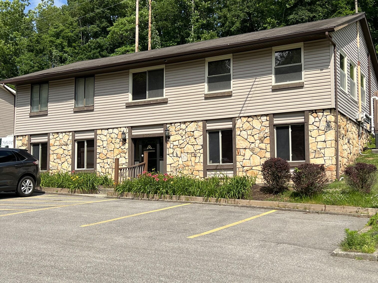 Image for SOLD $220,000 - Turn-Key Professional Building in Westmoreland Office Park