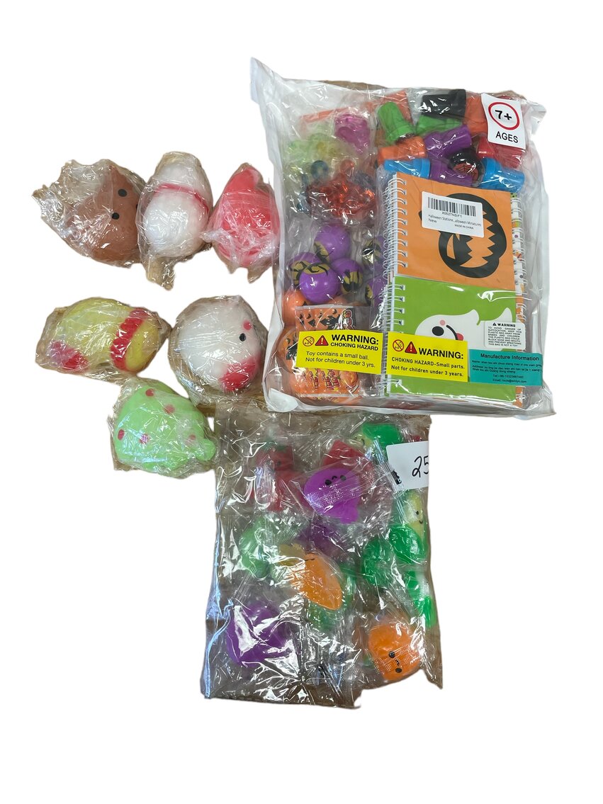 Set of Kids Party Favors 