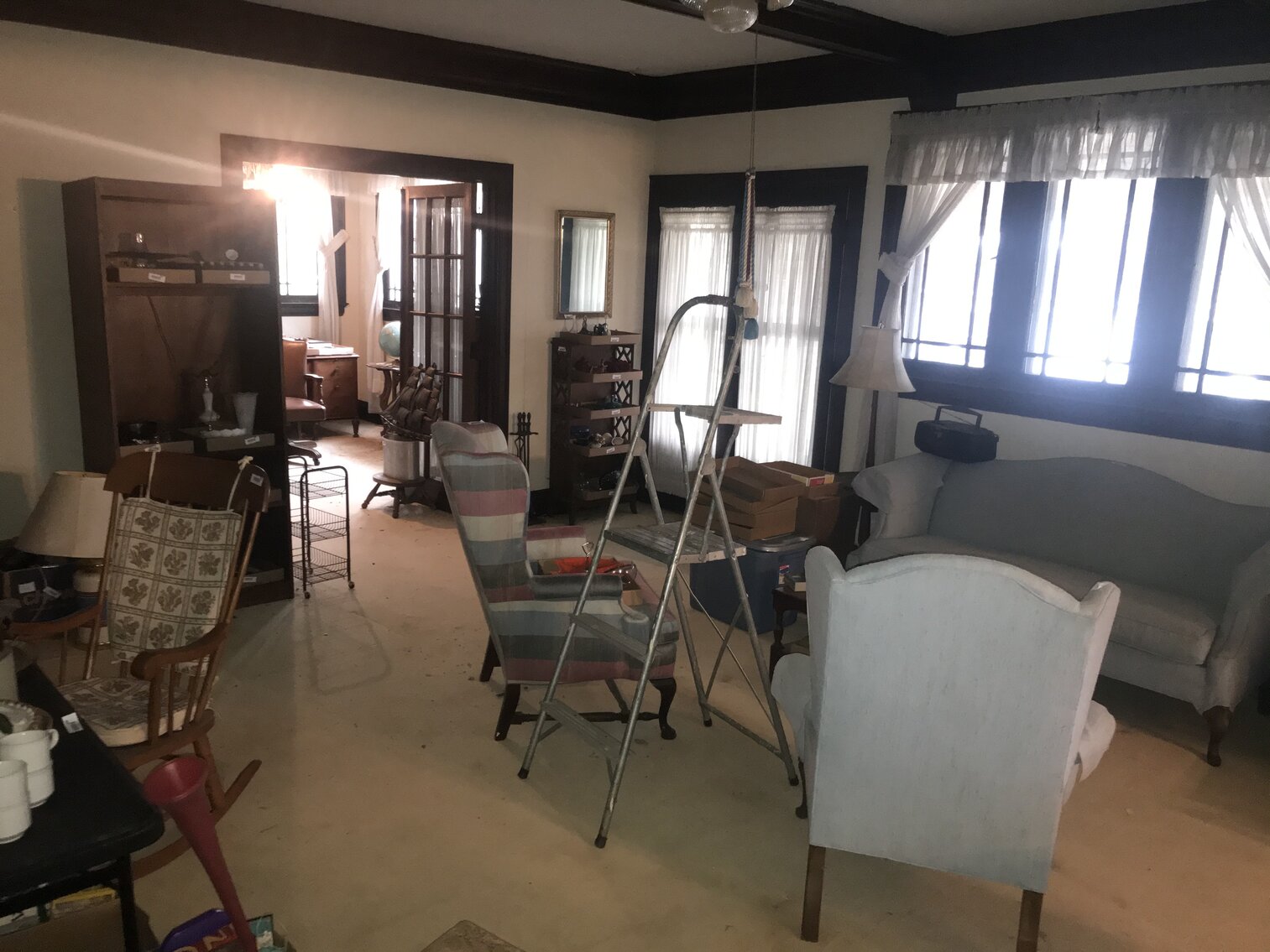 Image for SOLD $74,250 - Spacious 5 Bedroom in Charleston Selling to the Highest Bidder