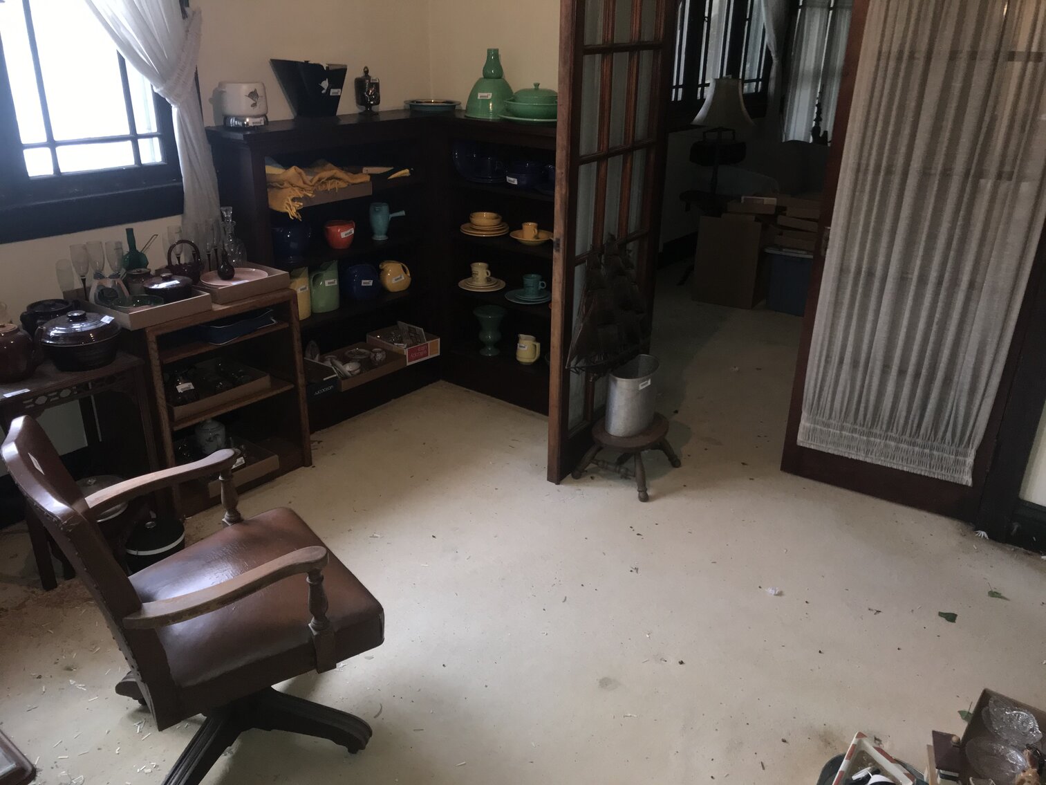 Image for SOLD $74,250 - Spacious 5 Bedroom in Charleston Selling to the Highest Bidder