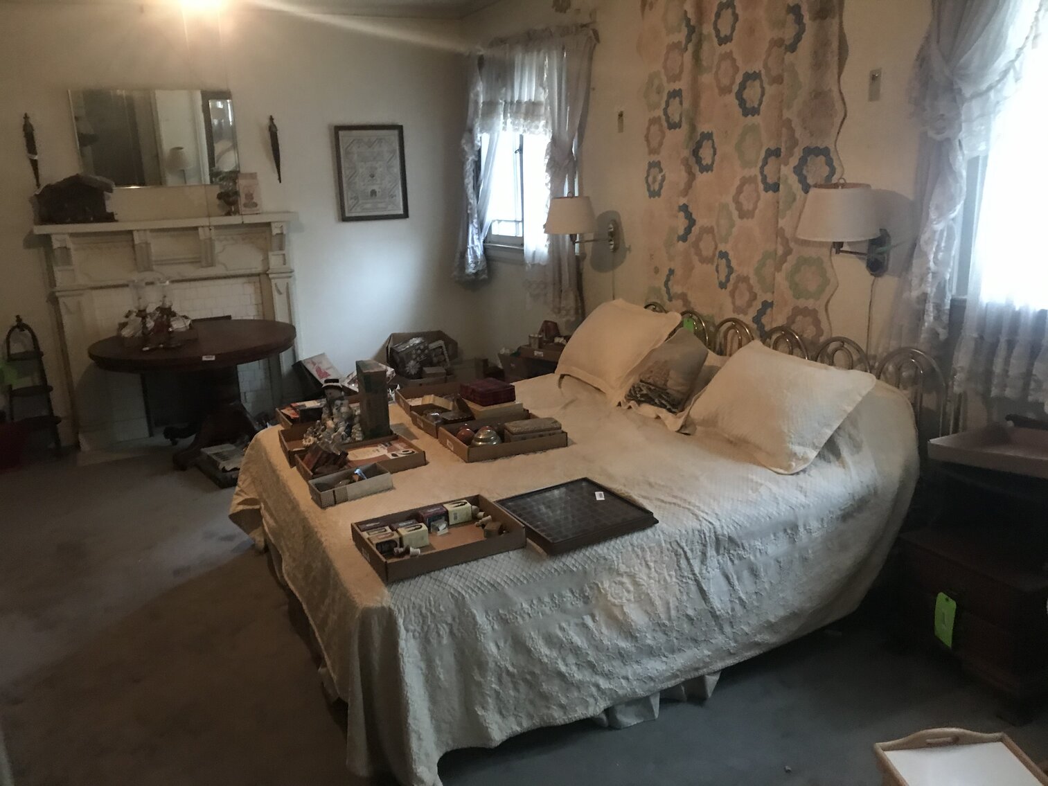 Image for SOLD $74,250 - Spacious 5 Bedroom in Charleston Selling to the Highest Bidder