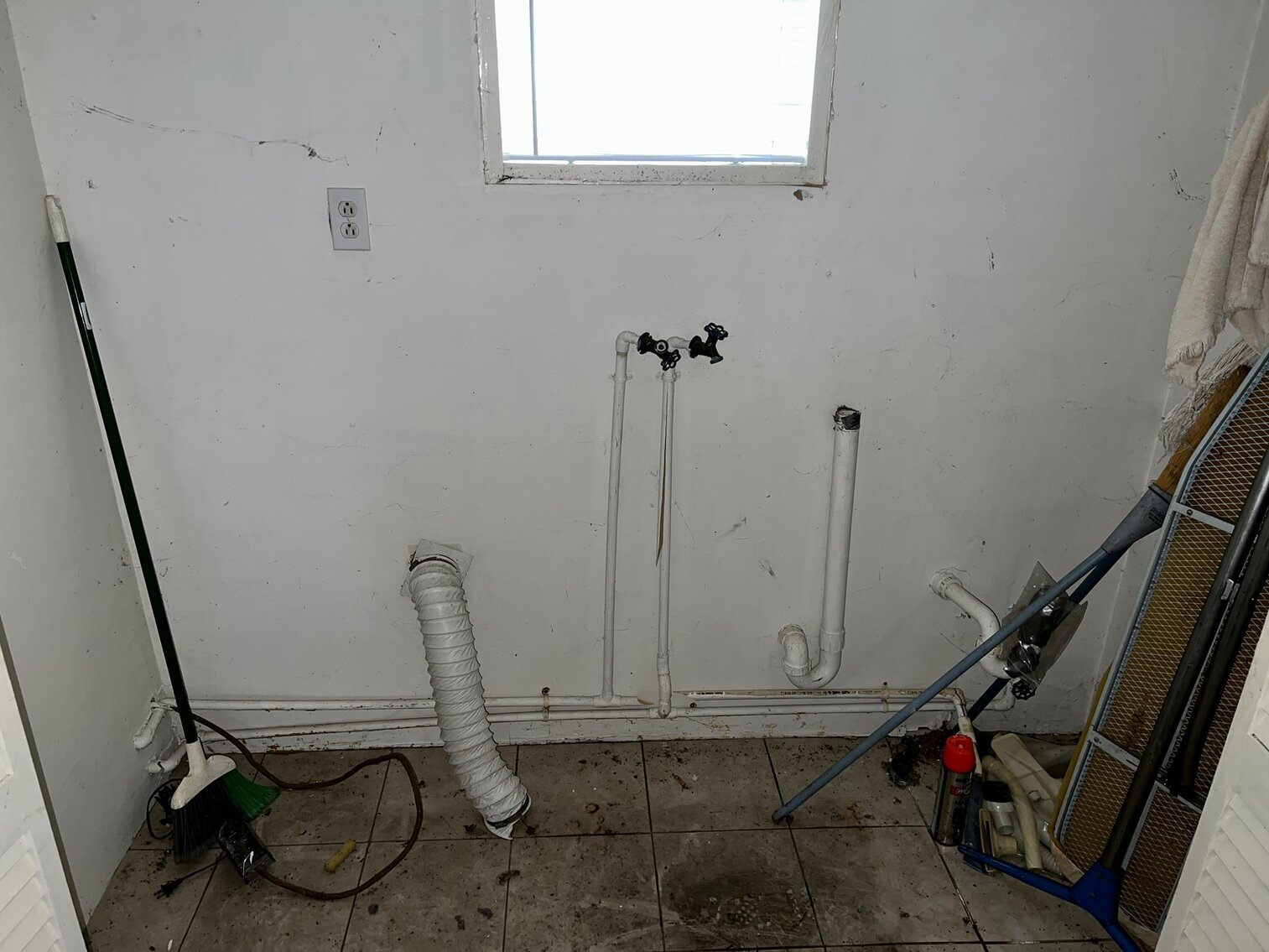 Image for SOLD $47,300 - 3 Bedroom in a Great Neighborhood Selling to the Highest Bidder