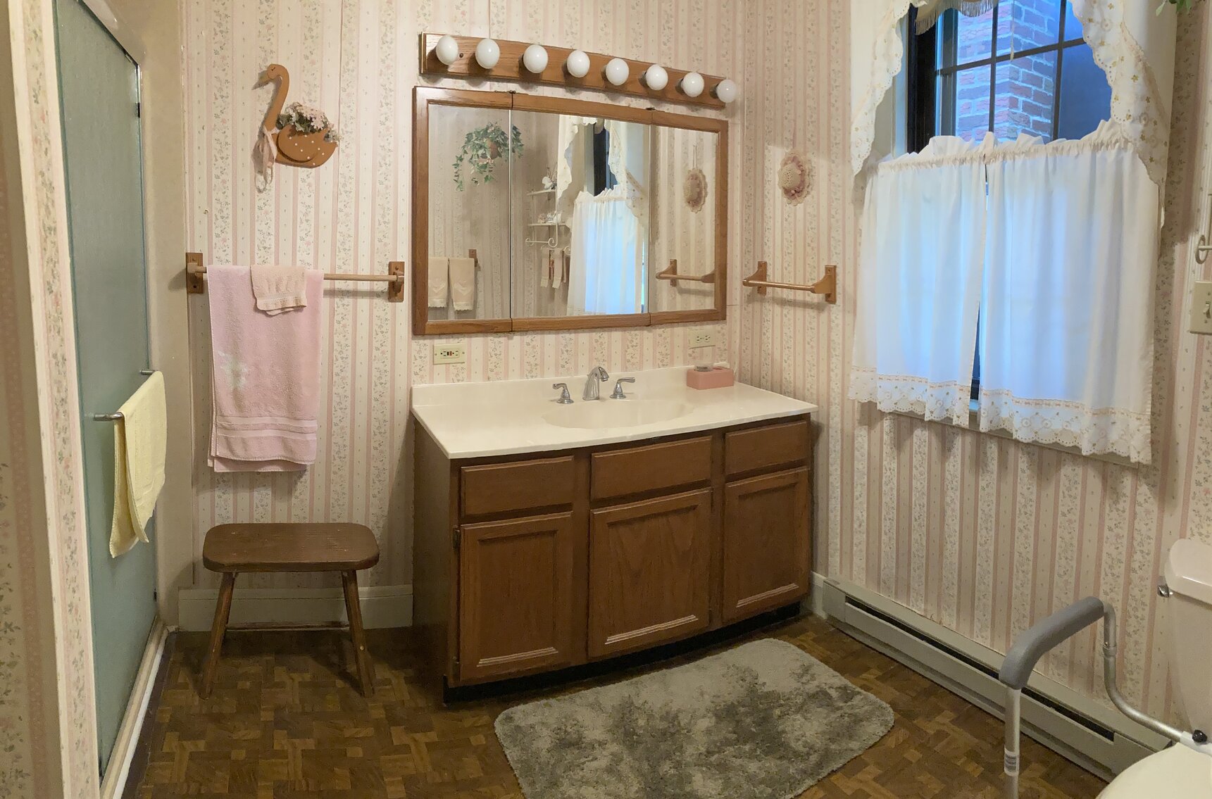 Image for 5 BR, 3 BA HOME ON 2 PARCELS W/ 2 CAR ATTACHED GARAGE & 2 PORCHES; PERSONAL PROPERTY TO BE SOLD IN LARGE LOTS