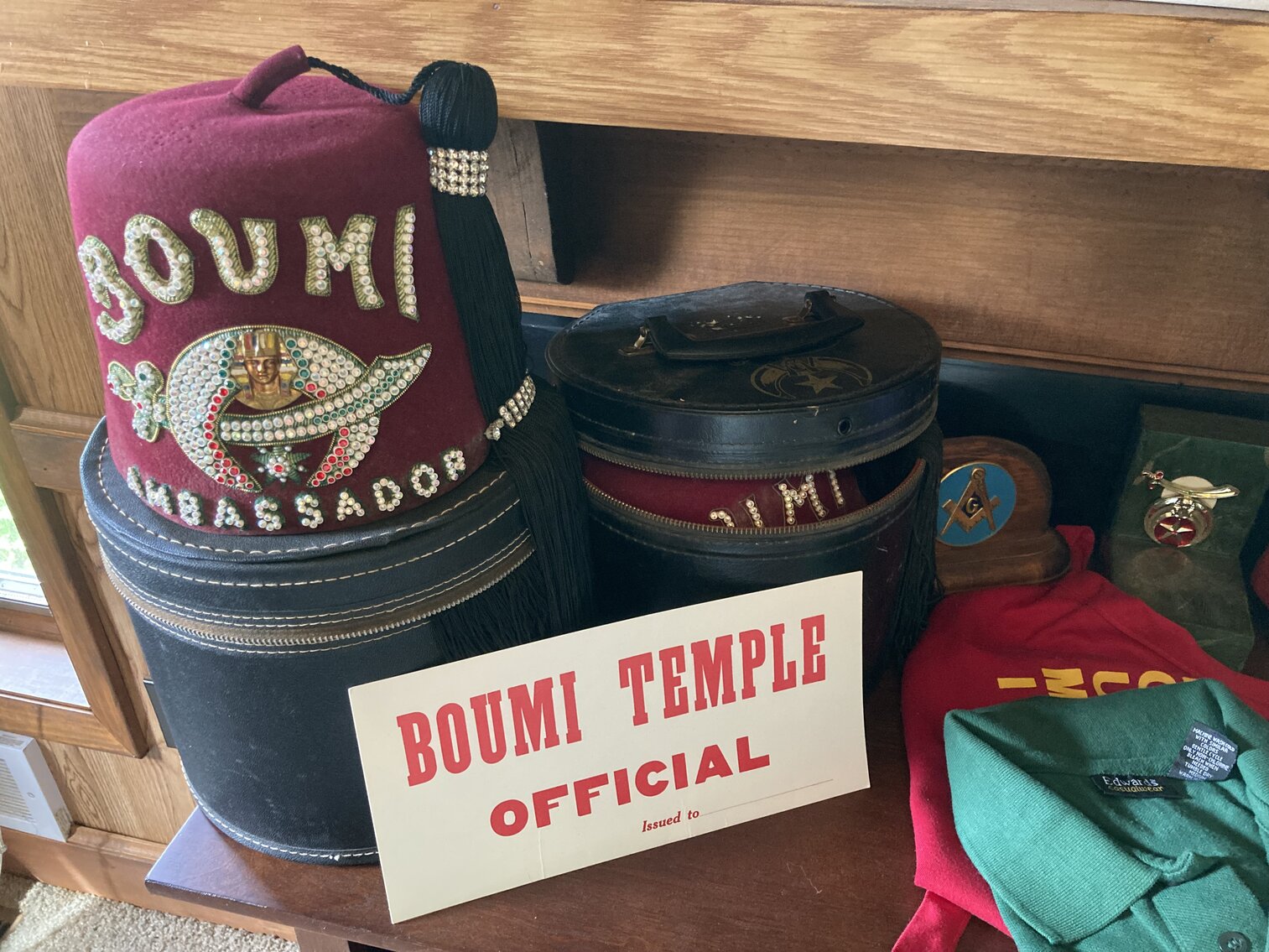 Image for 5 BR, 3 BA HOME ON 2 PARCELS W/ 2 CAR ATTACHED GARAGE & 2 PORCHES; PERSONAL PROPERTY TO BE SOLD IN LARGE LOTS