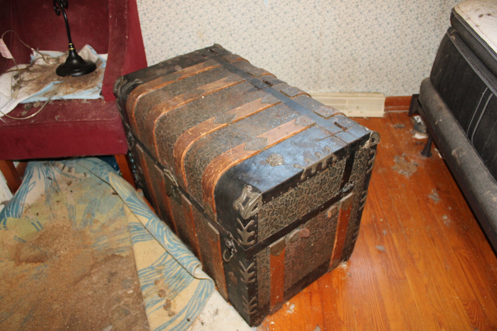 Image for EMERGENCY LAST MINUTE ESTATE AUCTION