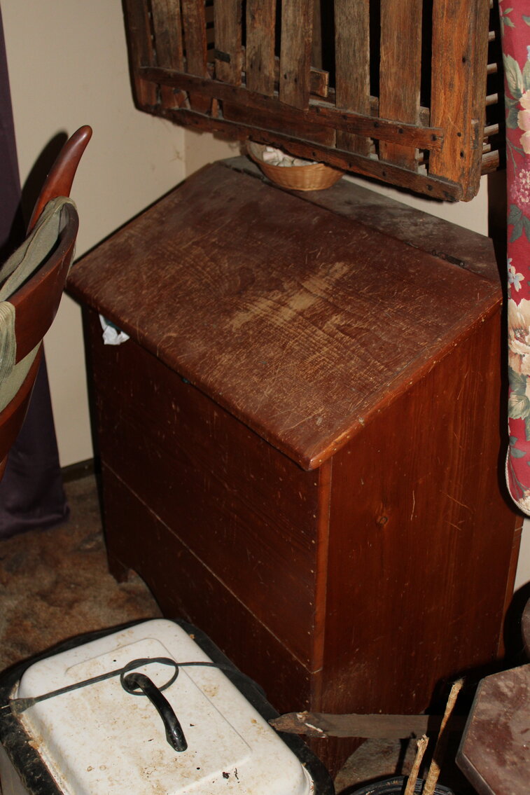 Image for EMERGENCY LAST MINUTE ESTATE AUCTION