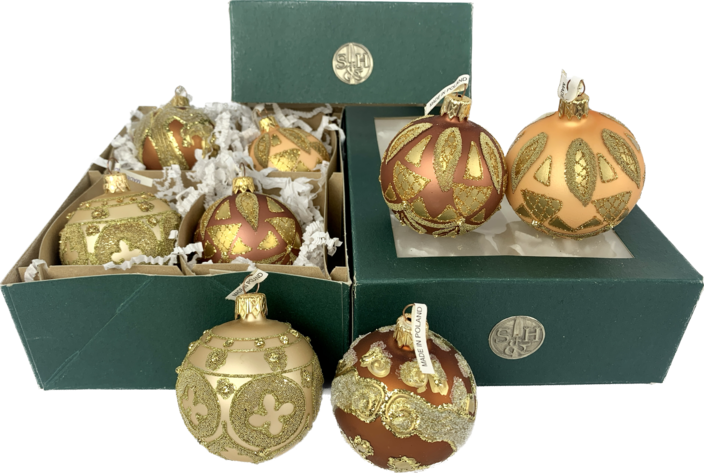 Image for Step back in time: Vintage holiday decor, clothing, art glass, and more!