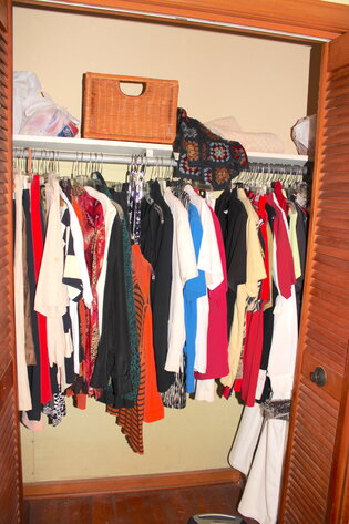 Image for VINTAGE TIME CAPSULE LIVING ESTATE AUCTION