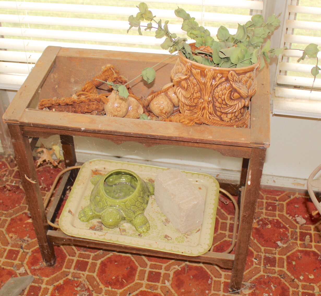 Image for VINTAGE TIME CAPSULE LIVING ESTATE AUCTION