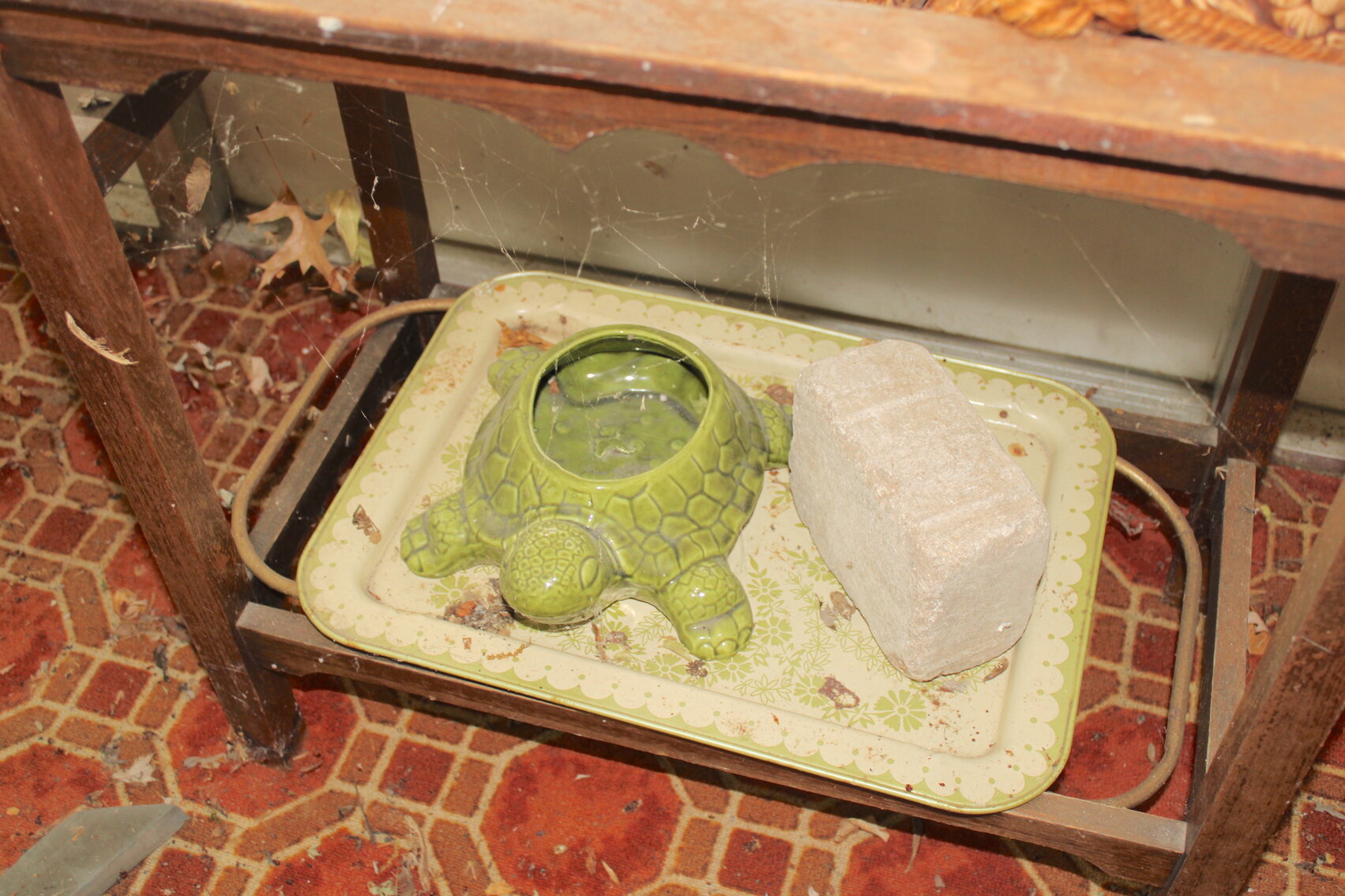 Image for VINTAGE TIME CAPSULE LIVING ESTATE AUCTION