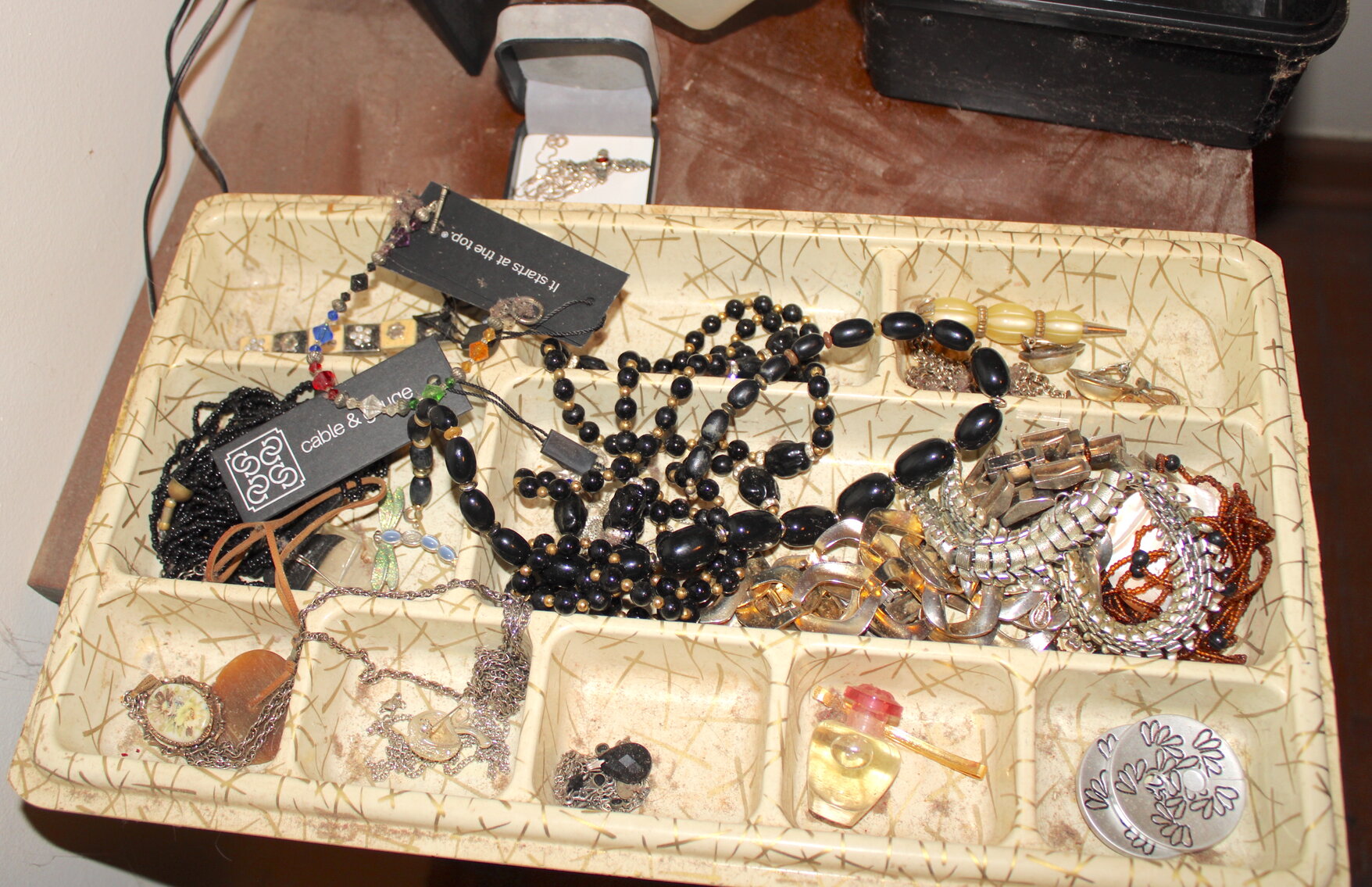 Image for VINTAGE TIME CAPSULE LIVING ESTATE AUCTION