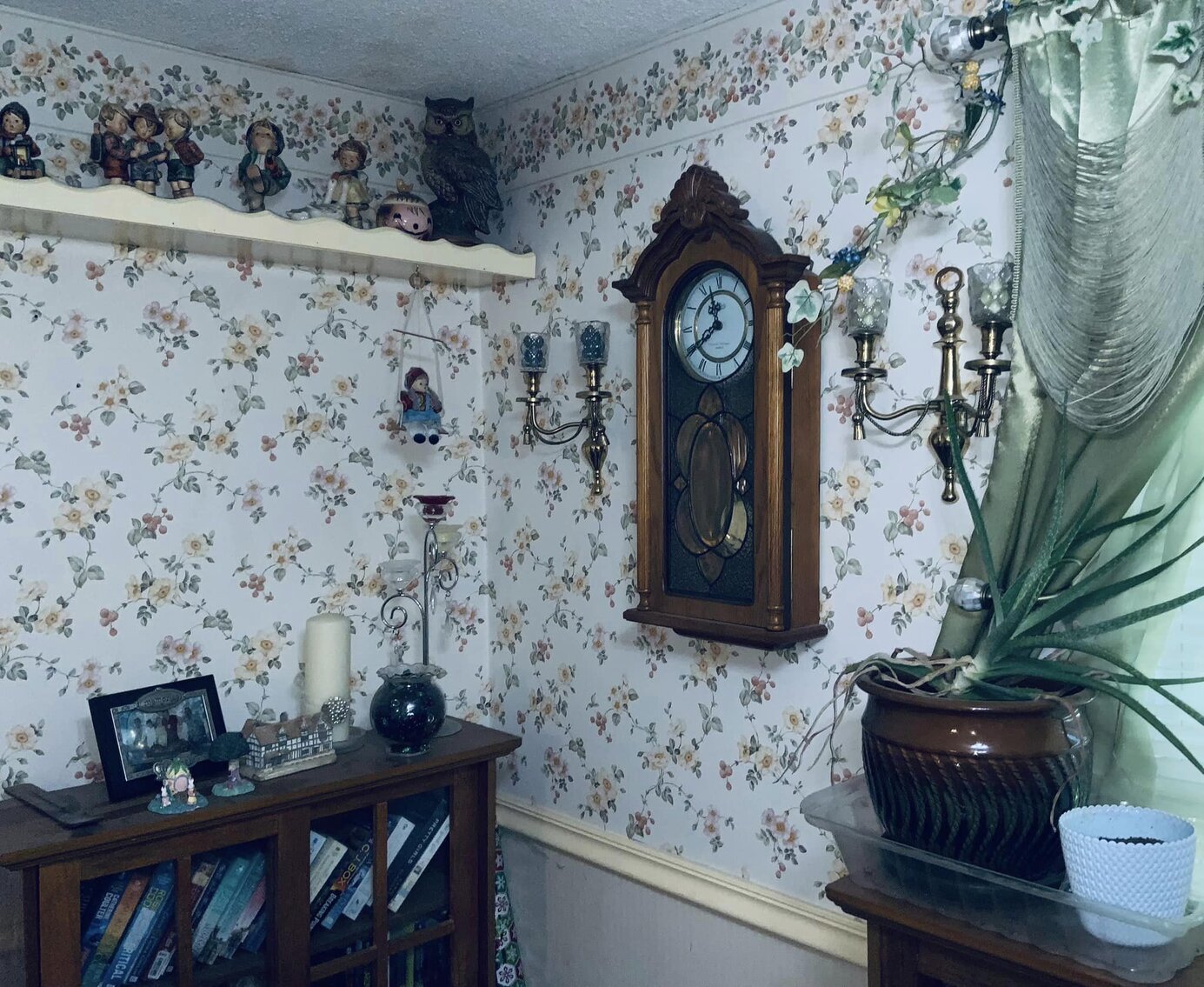 Image for ESTATE AUCTION