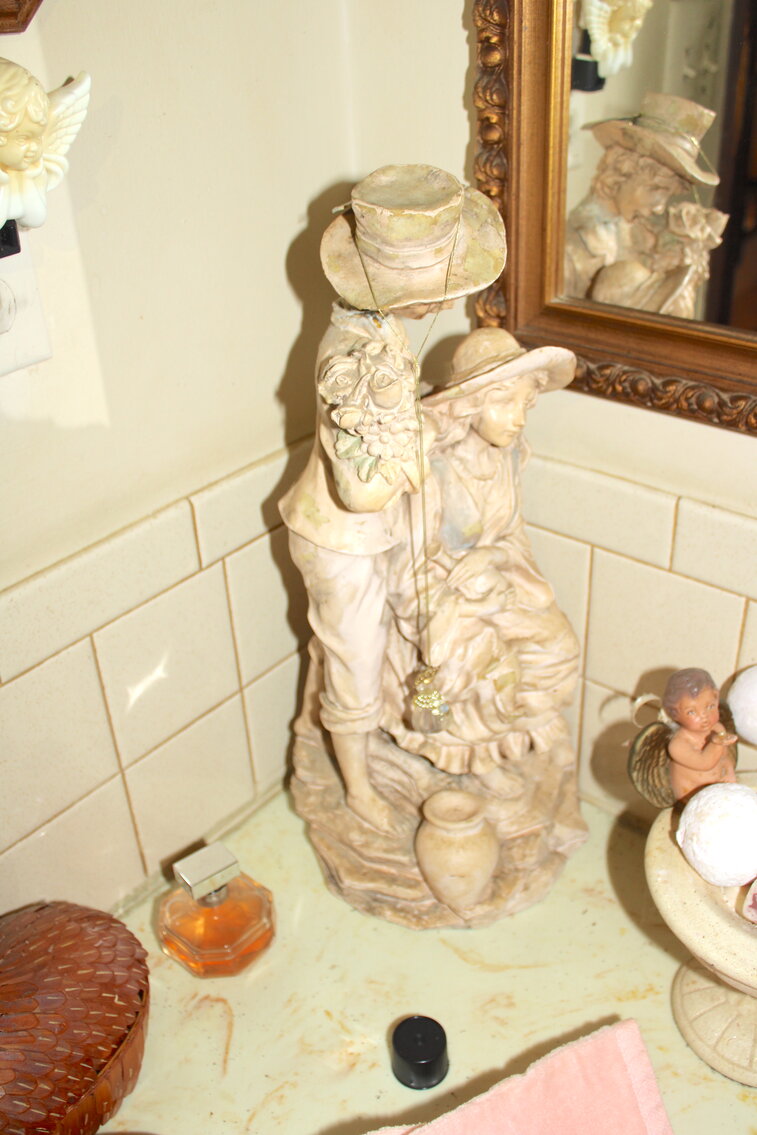 Image for ESTATE AUCTION