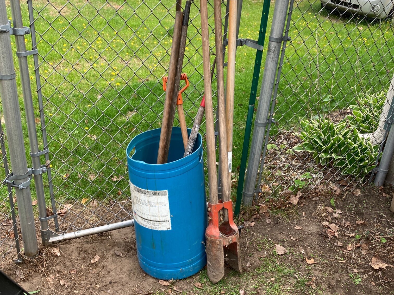 Post Hole Digger, Edger And Other Yard Tools