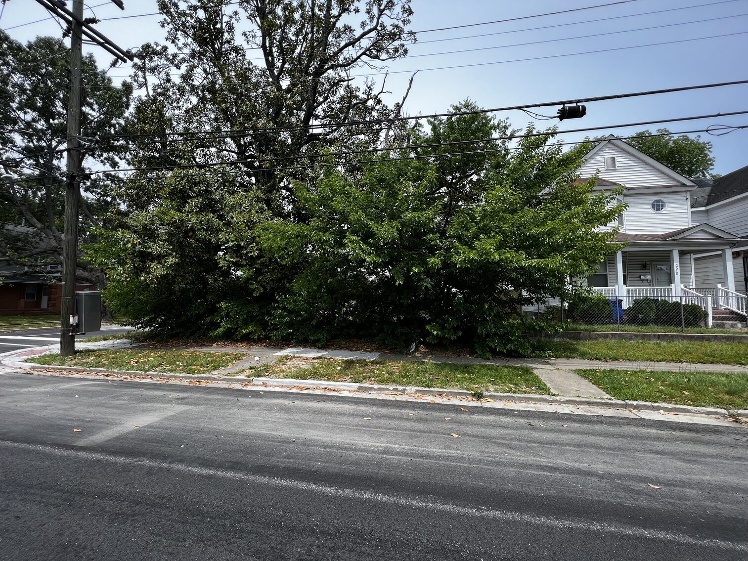 Lot 5 - 2512 & 2514 Oak St