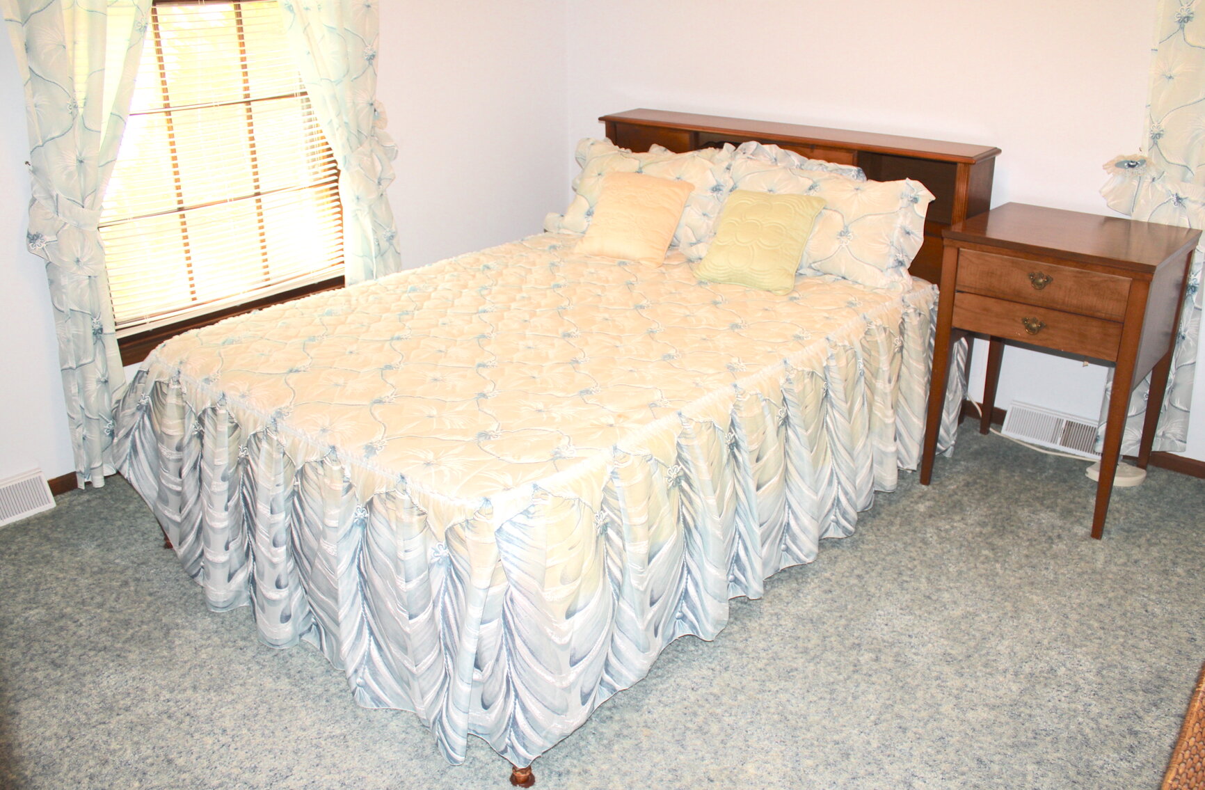 Image for REAL ESTATE & PERSONAL PROPERTY AUCTION