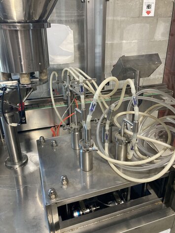 Image for ***SOLD*** MJK1585 Shanghai Yanban Automatic 4 Head High Speed Filler /Capper (Machine tag is blank) 