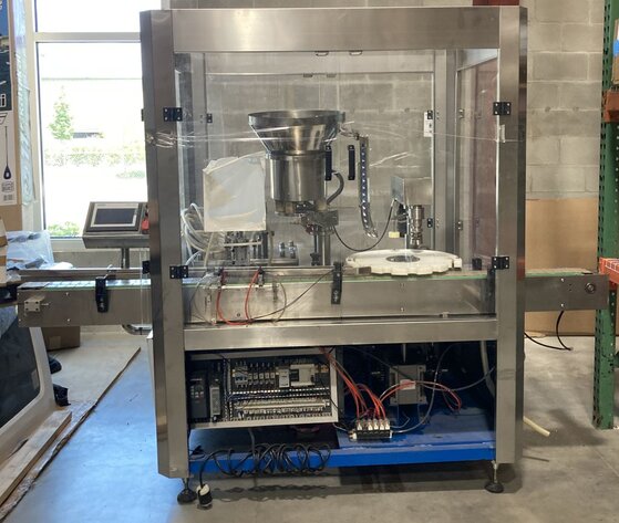 Image for ***SOLD*** MJK1585 Shanghai Yanban Automatic 4 Head High Speed Filler /Capper (Machine tag is blank) 