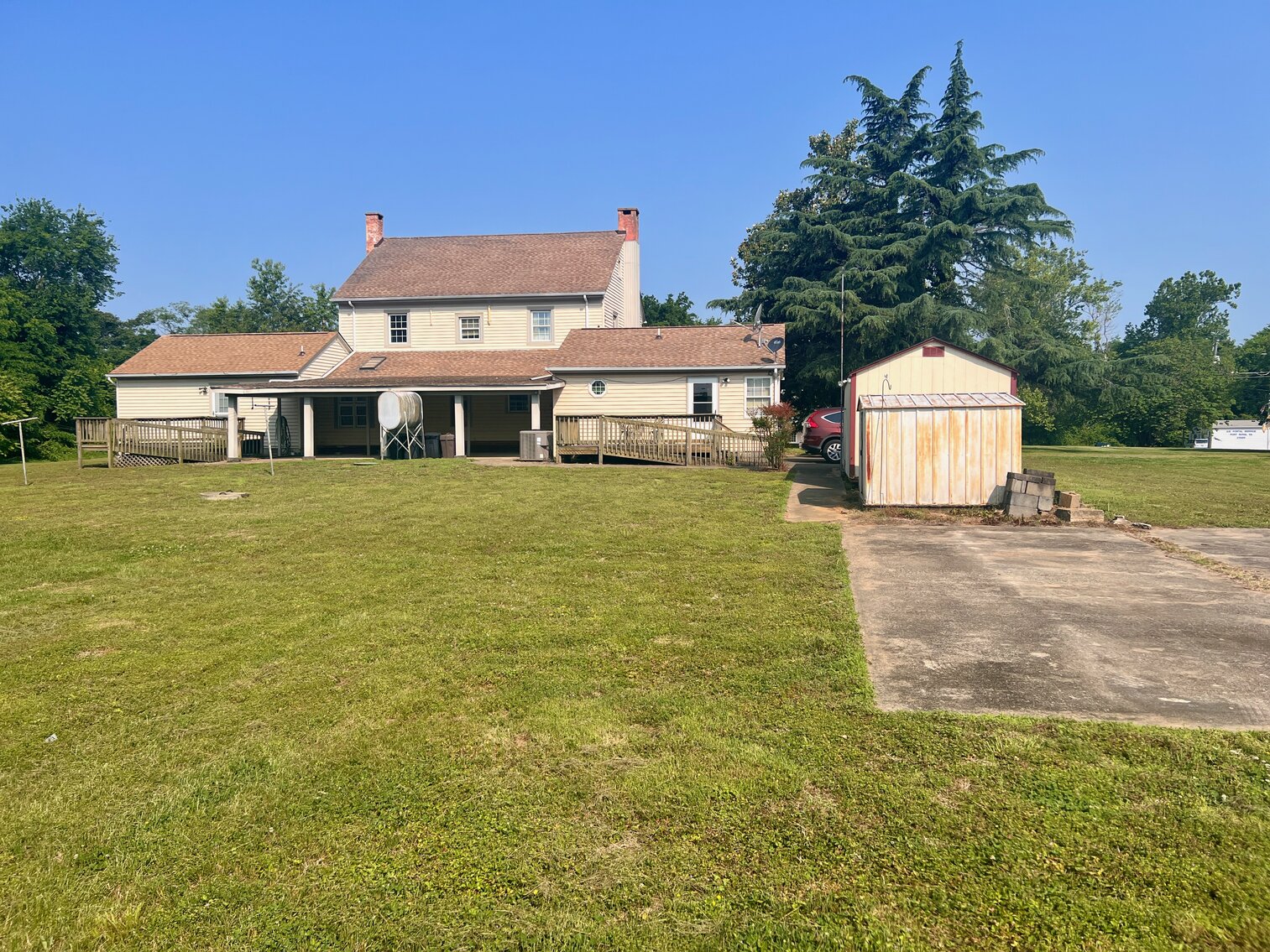 Image for 4 BR/3.5 BA Home on 2 +/- Acres Fronting Rt. 301 in Port Royal, VA--SELLING to the HIGHEST BIDDER!!