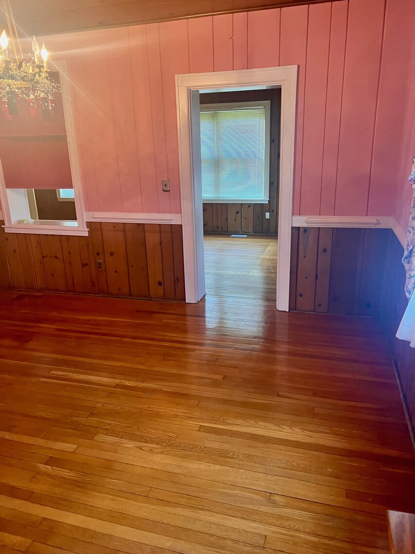 Image for 4 BR/3.5 BA Home on 2 +/- Acres Fronting Rt. 301 in Port Royal, VA--SELLING to the HIGHEST BIDDER!!