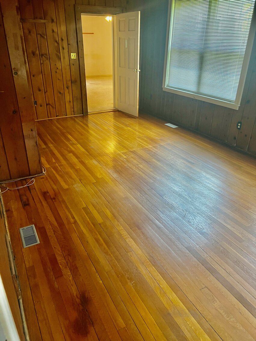 Image for 4 BR/3.5 BA Home on 2 +/- Acres Fronting Rt. 301 in Port Royal, VA--SELLING to the HIGHEST BIDDER!!