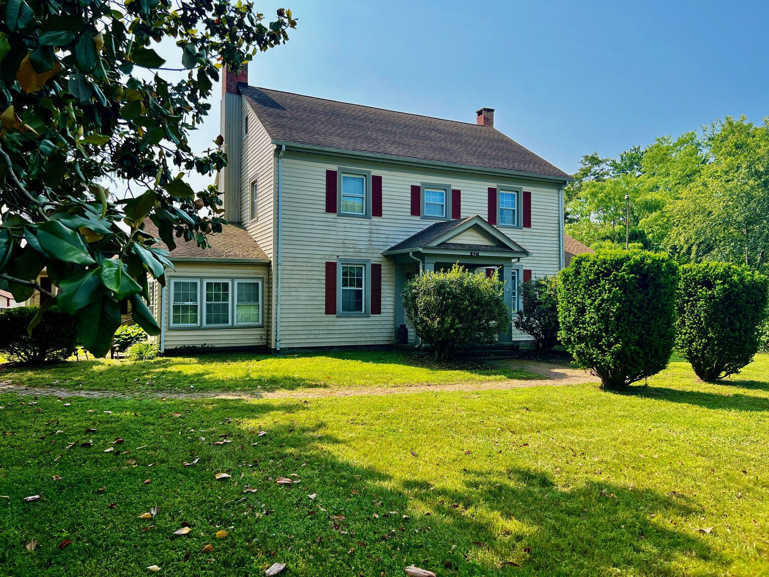 Image for 4 BR/3.5 BA Home on 2 +/- Acres Fronting Rt. 301 in Port Royal, VA--SELLING to the HIGHEST BIDDER!!