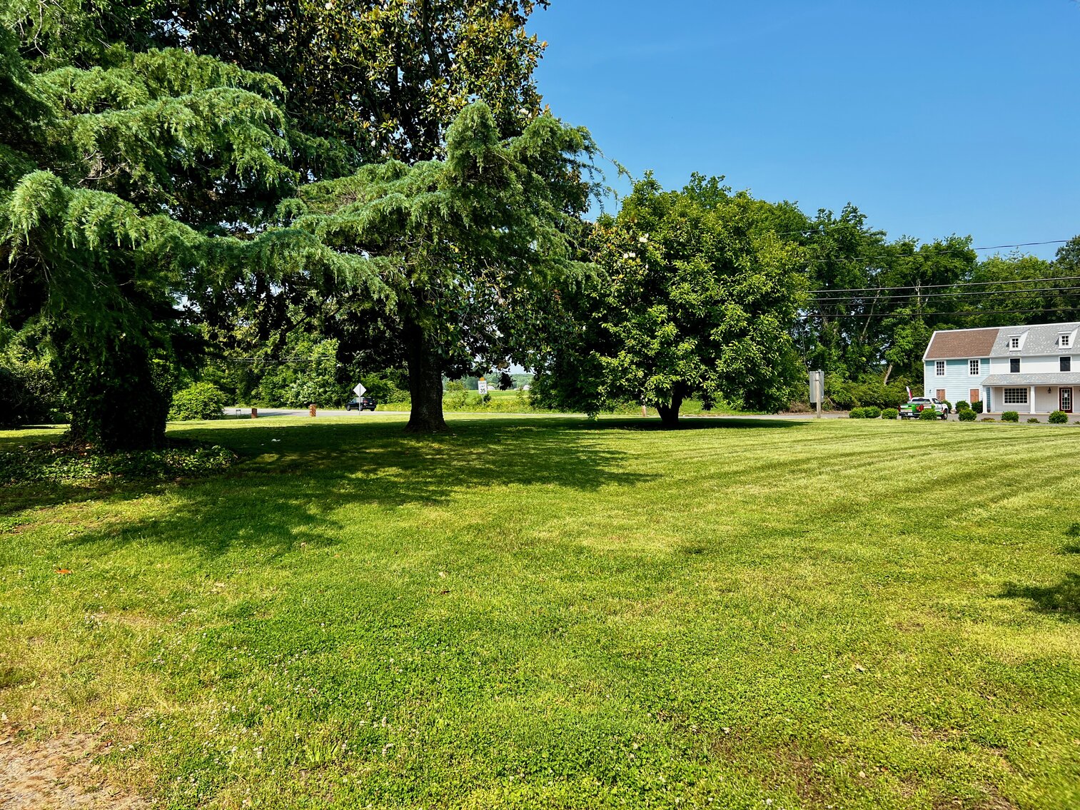 Image for 4 BR/3.5 BA Home on 2 +/- Acres Fronting Rt. 301 in Port Royal, VA--SELLING to the HIGHEST BIDDER!!