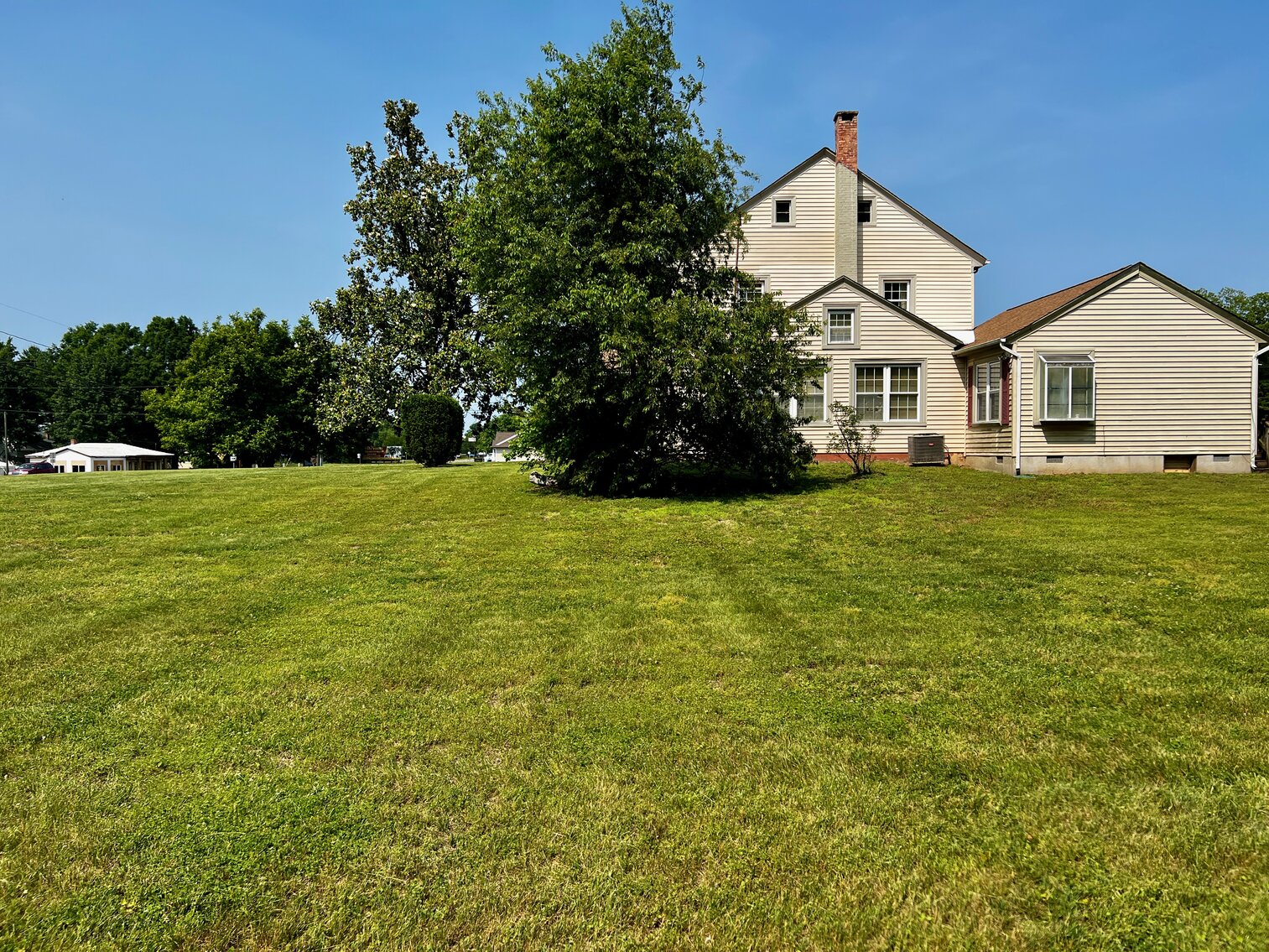 Image for 4 BR/3.5 BA Home on 2 +/- Acres Fronting Rt. 301 in Port Royal, VA--SELLING to the HIGHEST BIDDER!!