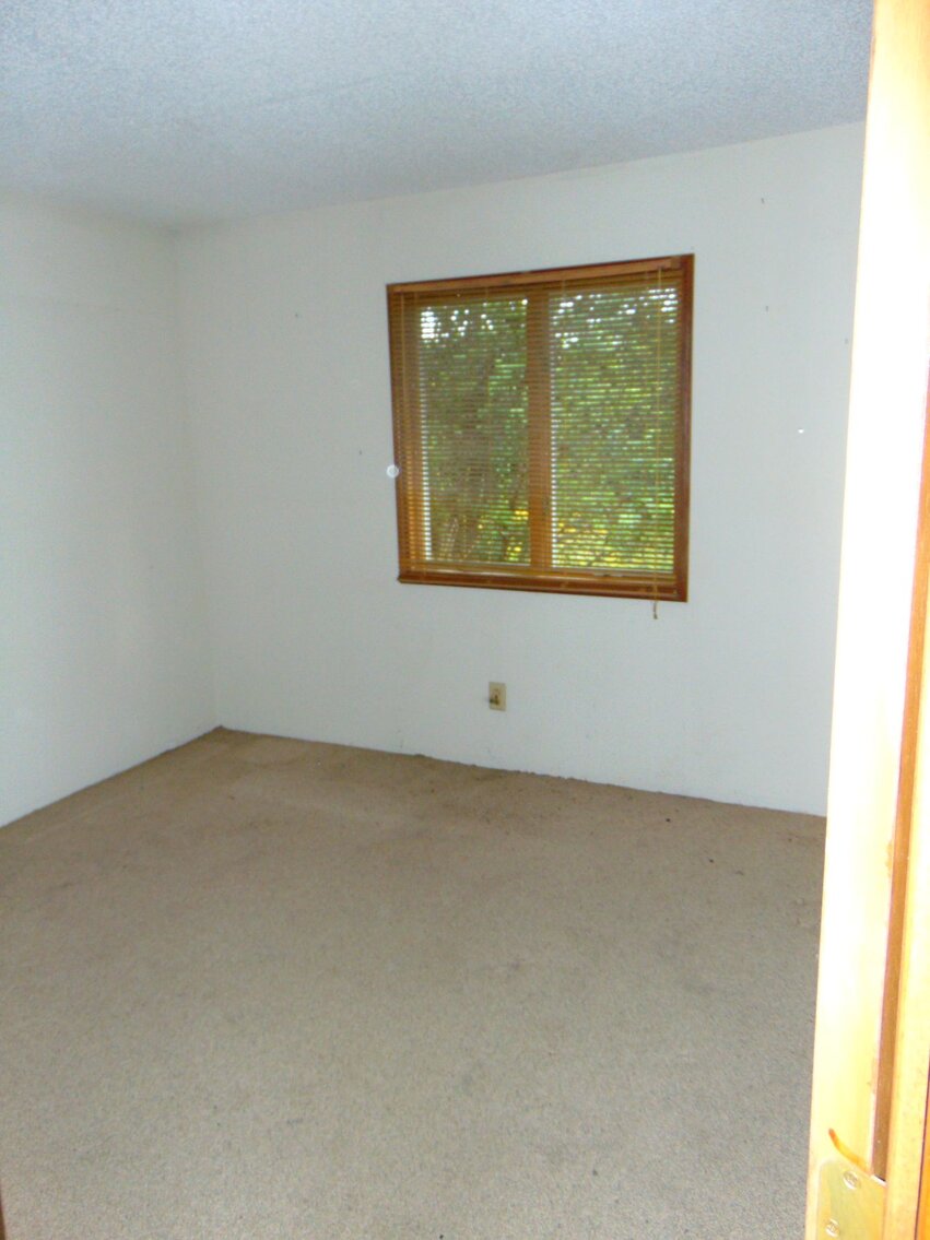 Image for Estate Auction 7 acres on Morris Road - Lewis County - House & 7.3 acres