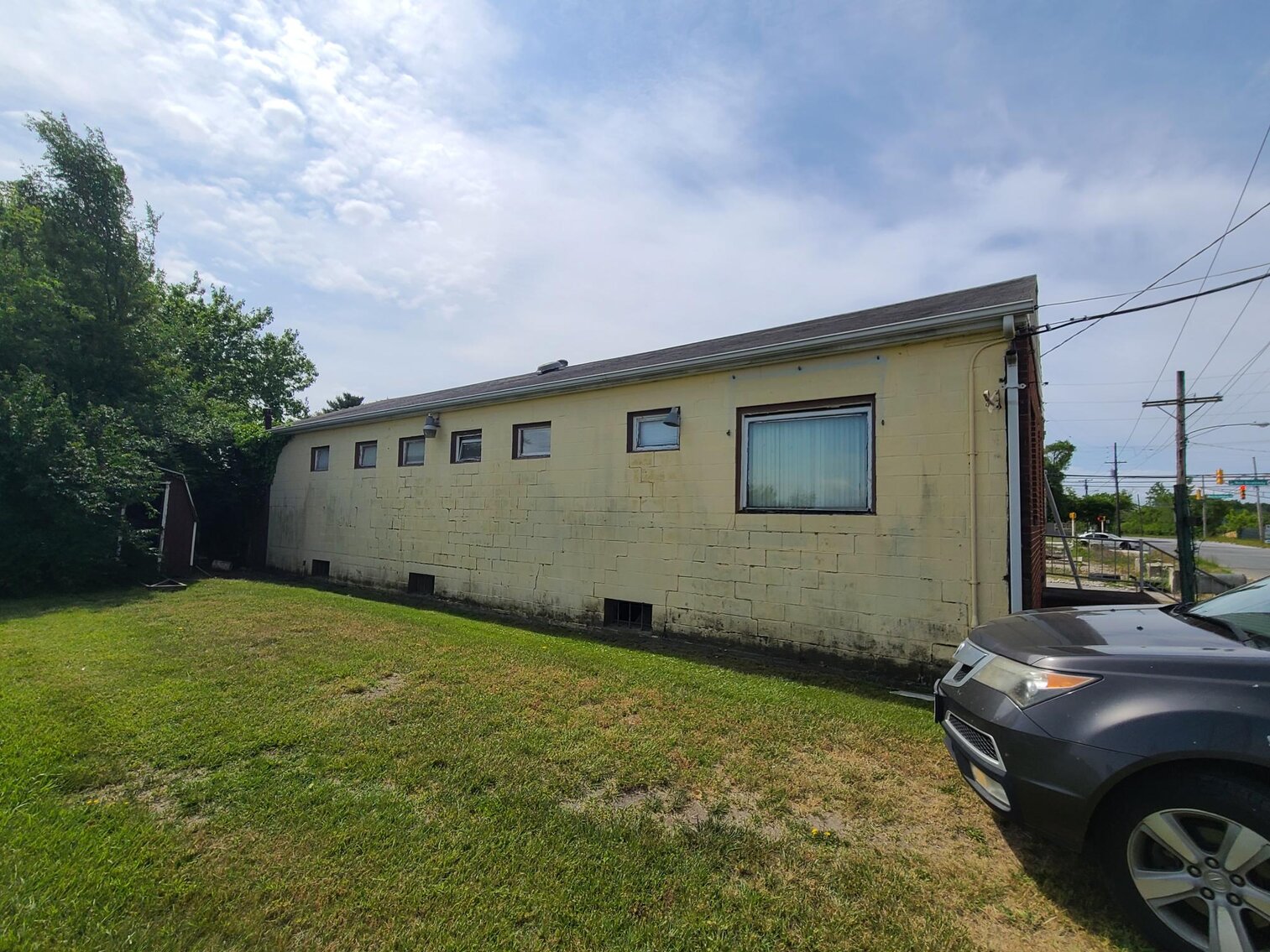 Image for Stand Alone 3,100 +/- SF Building In Light Manufacturing District Available in Salem