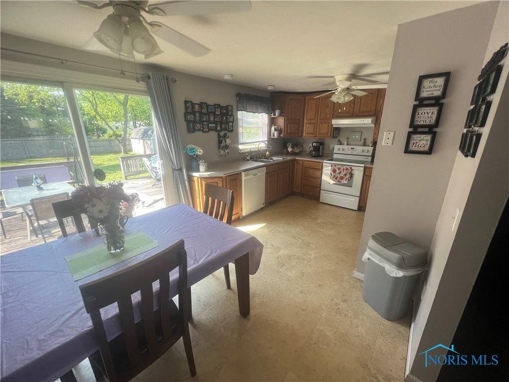 Image for MINIMUM BID AUCTION $99,000! 220 Edgewood Dr