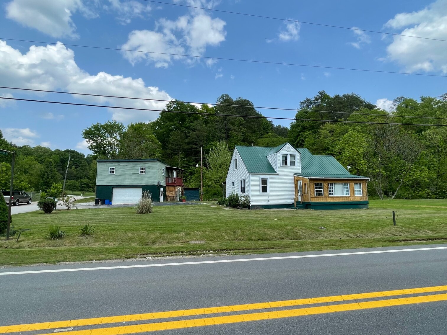 Image for SOLD $90,200 - 3 Bedroom Home with Garage Apartment Selling to the Highest Bidder