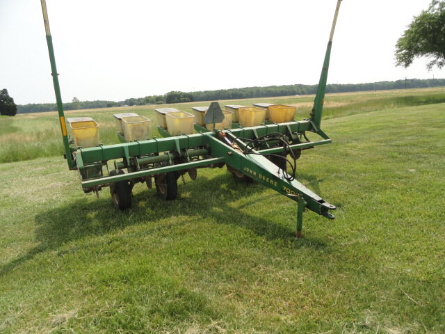 Image for May 27, 2023 Farm Equipment Consignment Public Auction