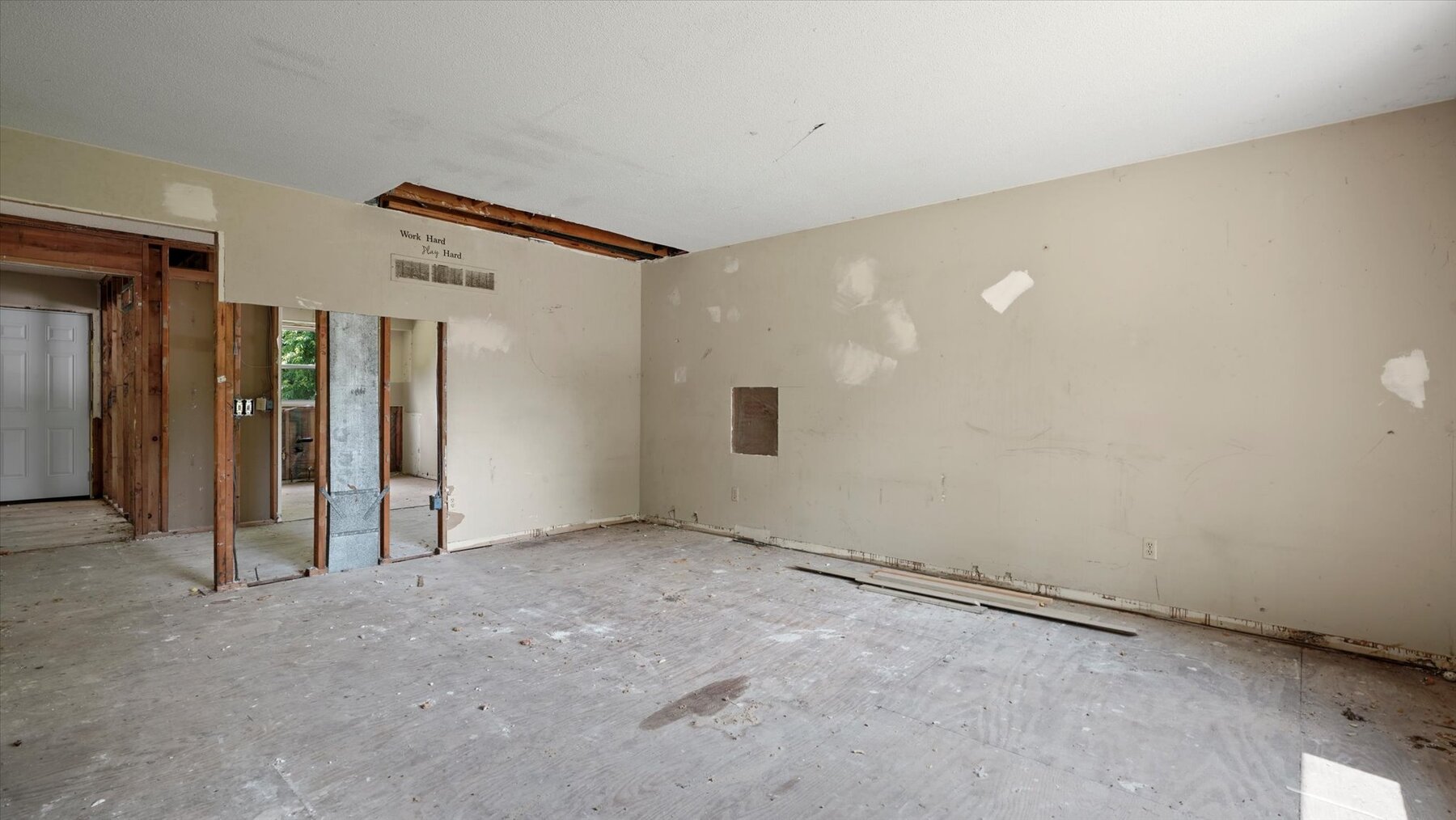 Image for SOLD - 102 - 104 W 4th St. Kearney Investment Property & Duplex Rehab Opportunity