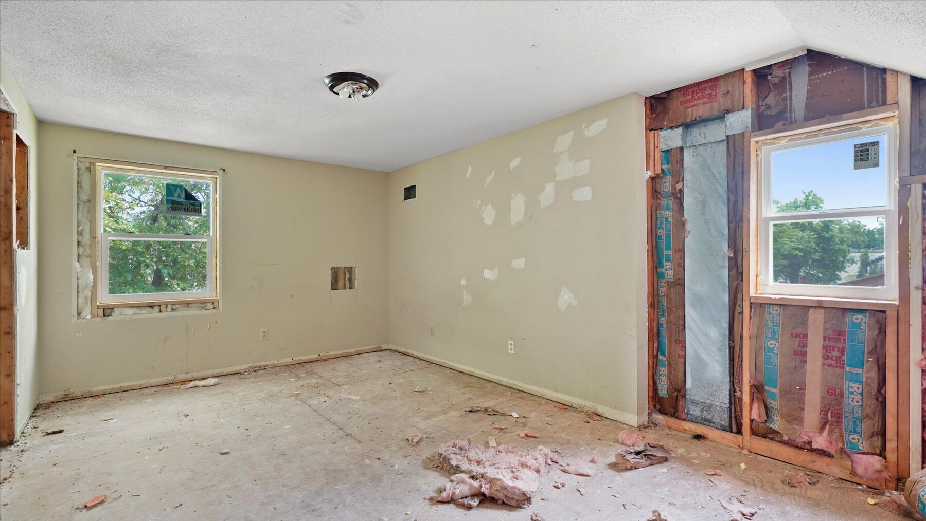 Image for SOLD - 102 - 104 W 4th St. Kearney Investment Property & Duplex Rehab Opportunity