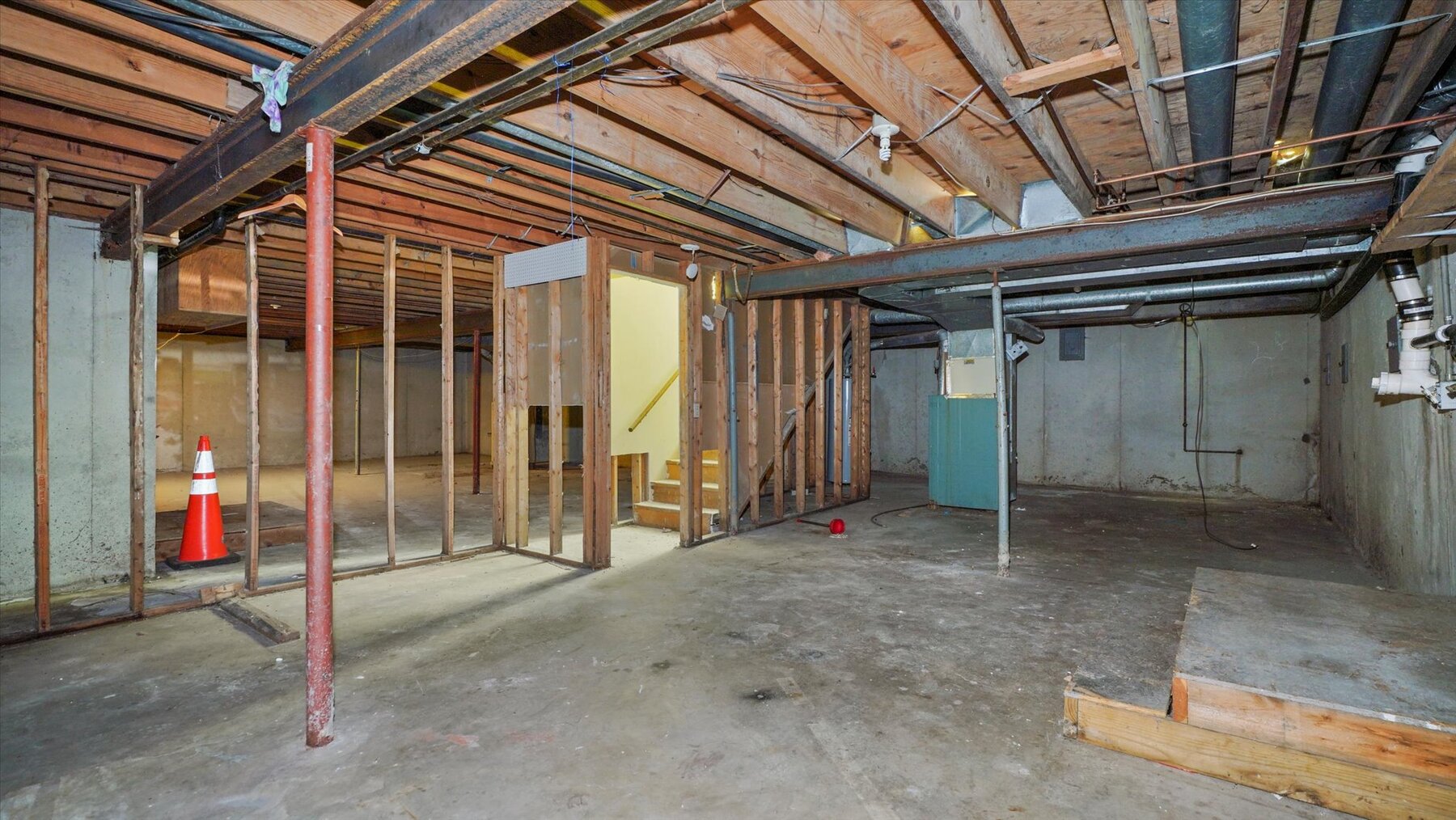 Image for SOLD - 102 - 104 W 4th St. Kearney Investment Property & Duplex Rehab Opportunity