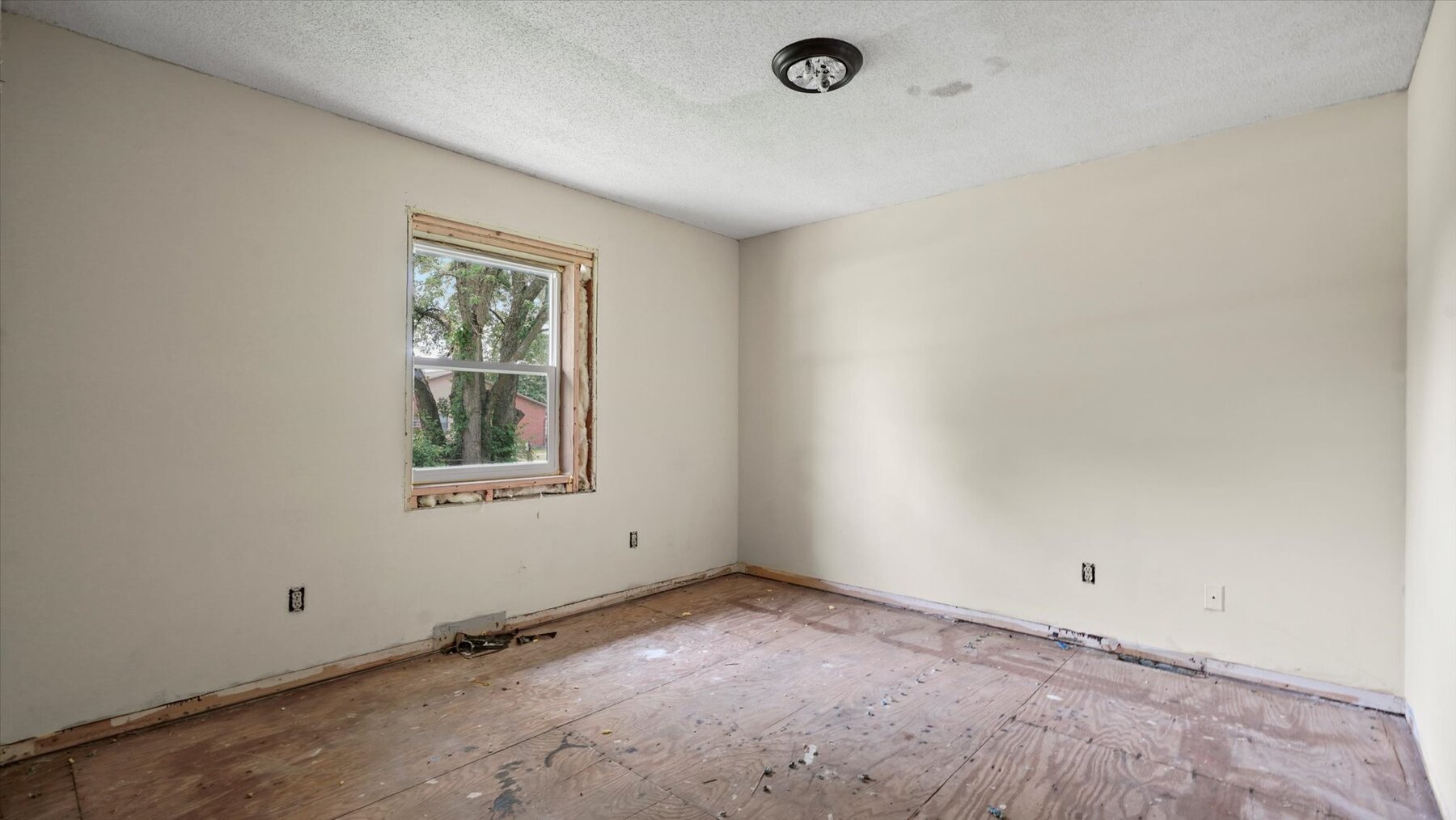 Image for SOLD - 102 - 104 W 4th St. Kearney Investment Property & Duplex Rehab Opportunity