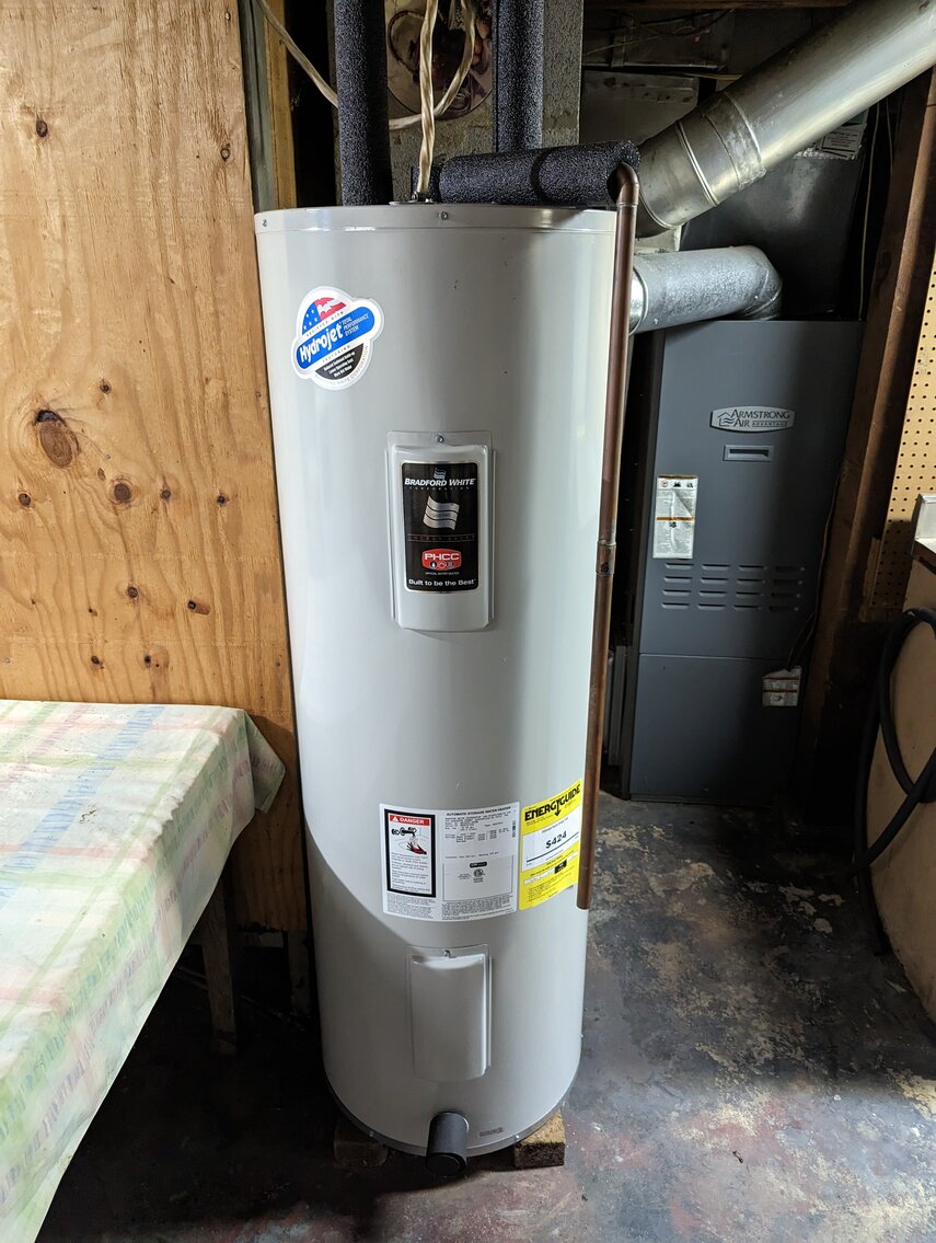 Image for 2 BR BRICK RANCHER & HOUSEHOLD INVENTORY ON 0.45+/- ACRE LOT