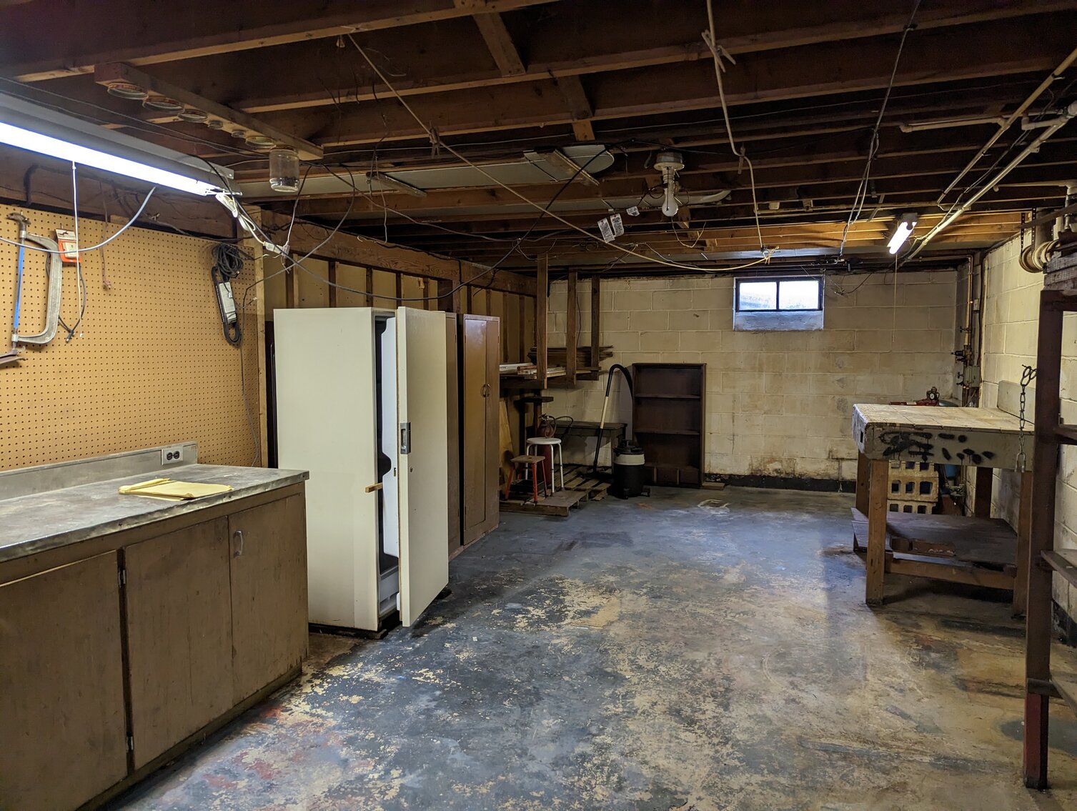 Image for 2 BR BRICK RANCHER & HOUSEHOLD INVENTORY ON 0.45+/- ACRE LOT