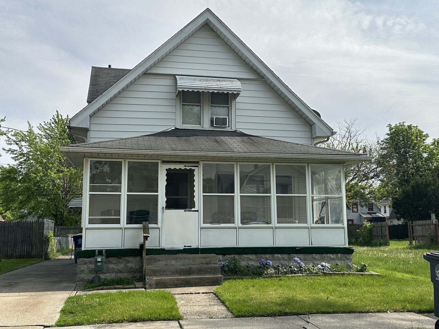 Image for 324 East Oakland Street and 21 West Park Street, Toledo, Ohio 43608