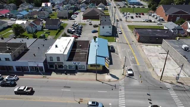Image for SOLD $143,000 - Commercial Building with Apartments on MacCorkle Avenue